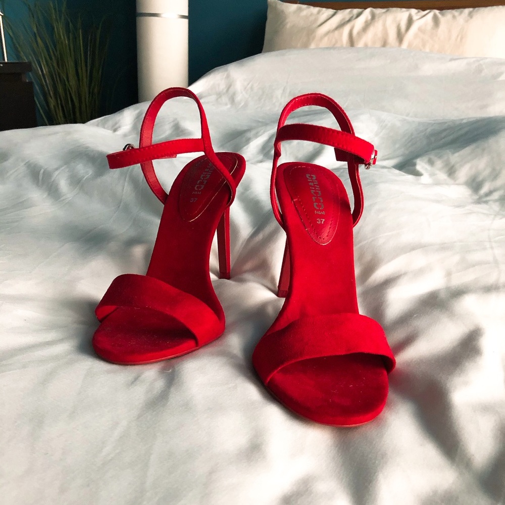 Single Strap Open-Toed Red Heels